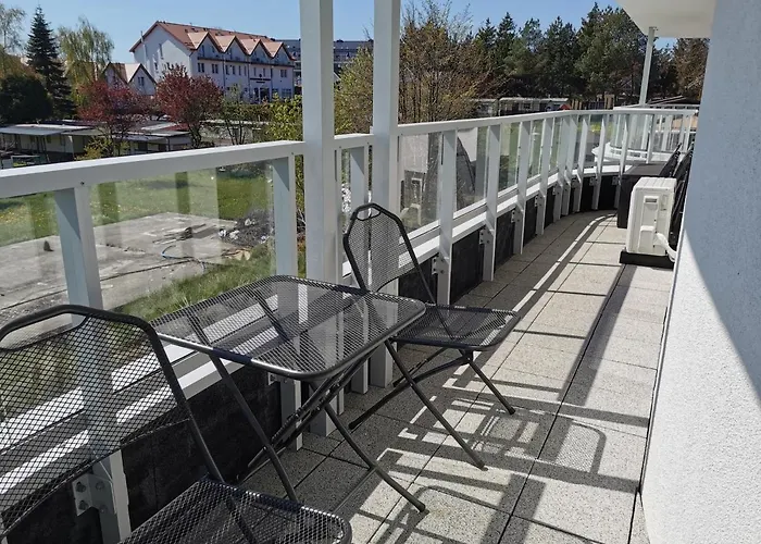 Apartment Zolty Jantar Z Klimatyzacja, Basen Zew, 150m Od Plazy Sianożęty